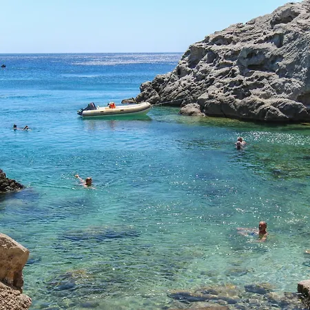 Castelia Bay Hotel-3